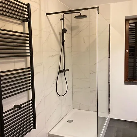 Apartment Bei Mit Garten, Cleaning Included