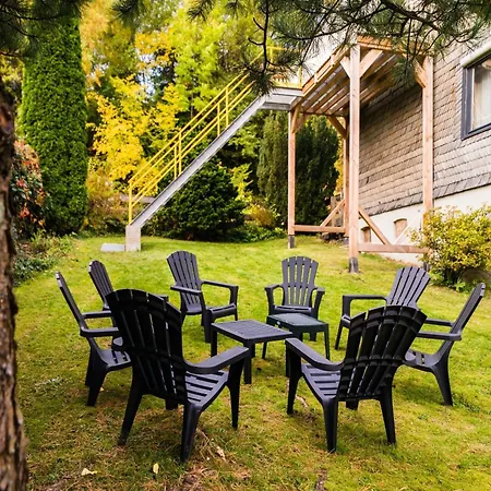 Bei Mit Garten, Cleaning Included Apartmán *
